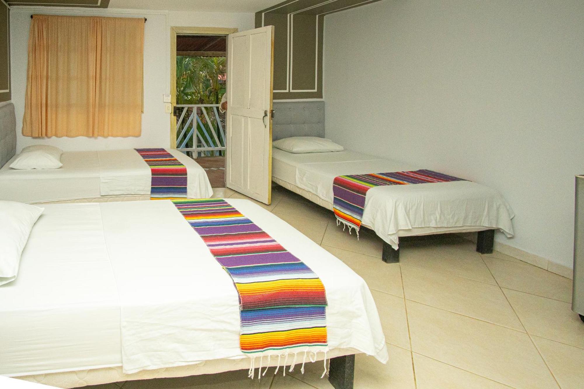Hotel Playa Divina โกเวญาส ภายนอก รูปภาพ